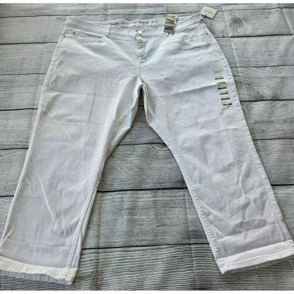 Rafaella Weekend Women's Size 26W Plus Size White Cuffed Capri Denim NWT